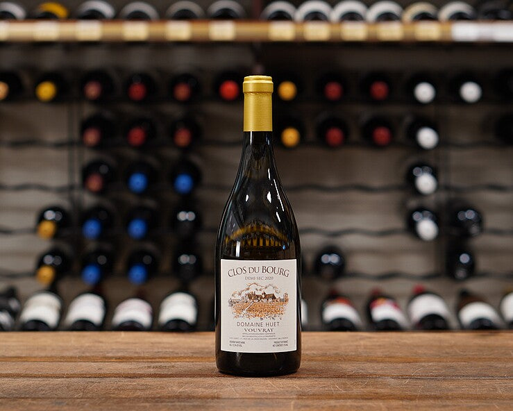 Huet Vouvray Clos du Bourg Demi Sec 2022 375ml