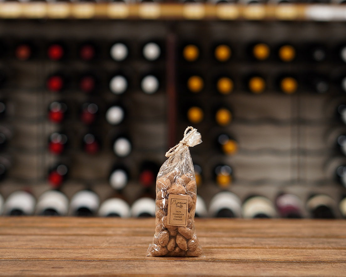 Monsieur Truffe Dark Chocolate Almonds & Caramel 90g Bar